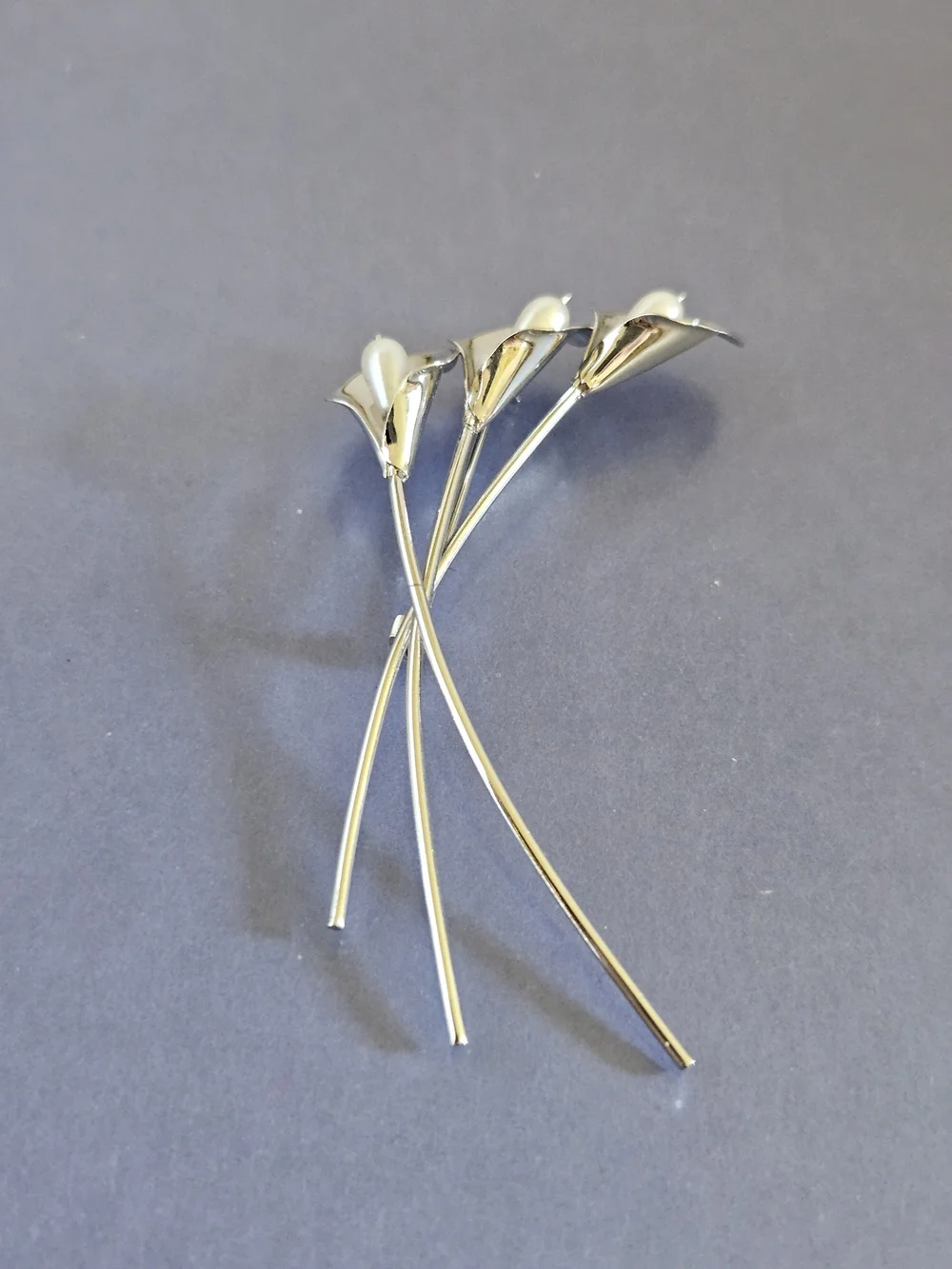 Beau Vintage Sterling Silver Calla Lily Brooch - Pearl Center